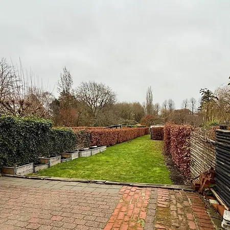 88 M2 Townhouse, Free Parking In The Heart Of *